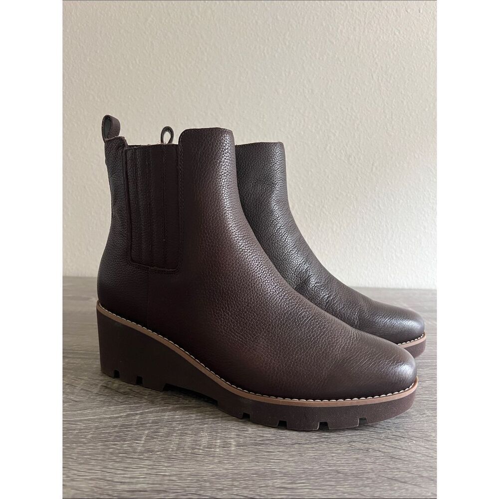 Vionic Aria 2.0 Dark Brown Leather Chelsea Wedge Lug Sole Booties 9M